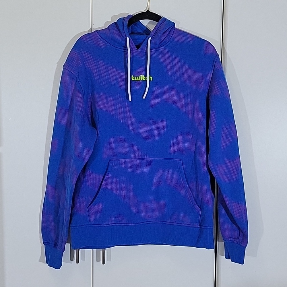 Twitch Sweater Teens Size Large (18-30)